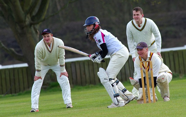 Cricket Injuries: Common Causes, Symptoms and Prevention