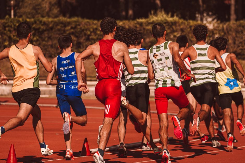 Relay Race Rules: Baton Exchanges, Lanes, Fouls and Disqualifications