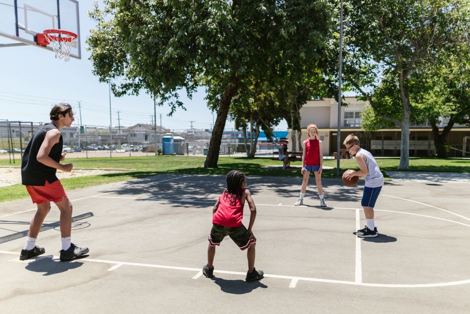 Basketball Passing Drills: 8 Ways to Improve Team Play